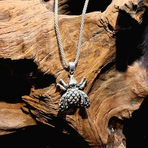 Sterling Articulating Bee Pendant on an 18"-20" Italian Chain. A Buzz Worthy Gift for a Gardener or Beekeeper. Vintage Estate Jewelry