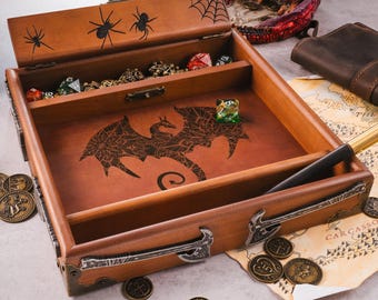 Gepersonaliseerde DnD-dobbelsteenlade, houten rollade voor dobbelstenen met opbergstandaard voor tablet, op maat gegraveerd RPG-cadeau voor kerkers en draken