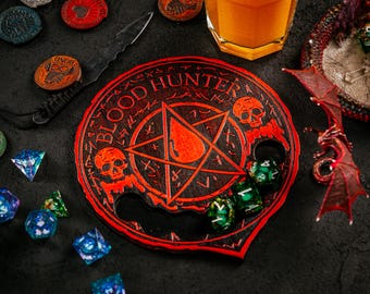 D&D Class Dice Coaster: houten cadeau voor kerkers en draken