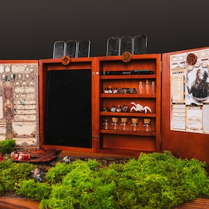 Custom DM Screen DnD Box Book Style Wood Curtains Dungeon Master Foldable GM Screen Perfect DM Gift