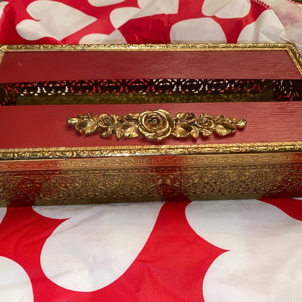 Vintage Hollywood regency tissue box