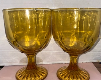 Set of bubble amber schooner drinking glasses