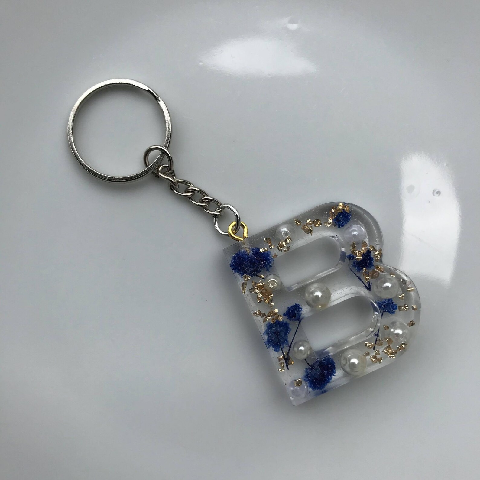 Epoxy resin key ring with insertion of dried flowers Atelier | Etsy