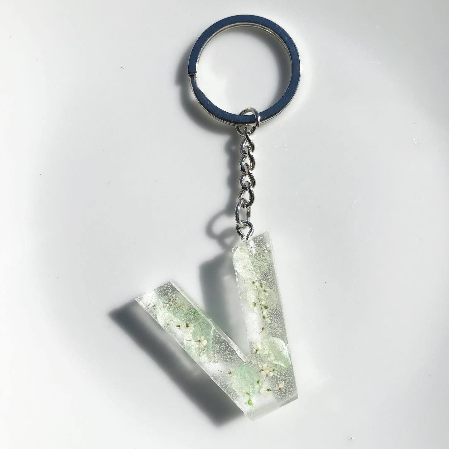 Epoxy resin key ring with insertion of dried flowers Atelier Etsy