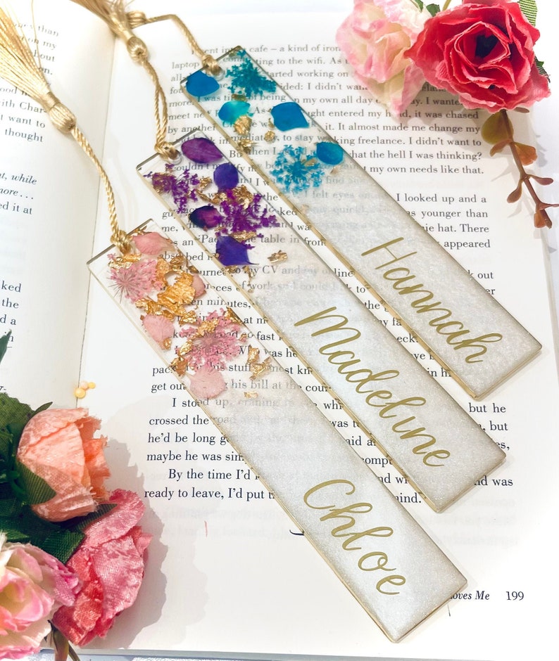 Personalised Flower Bookmark | Real Flower Bookmark | Personalised Gift | Book Lover Gift | Name Bookmark | School Leaving Gift | Bookmark 