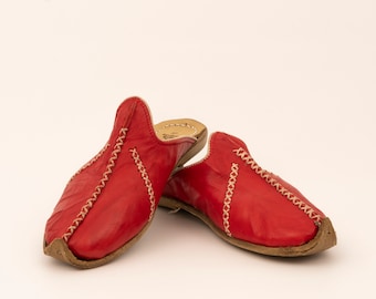 Unisex Red Leather Shoes | Yemeni | Traditional Shoes | Turkish Loafers | Hand stitched Slip Ons | Women Flat Shoes | Gifts For Her |