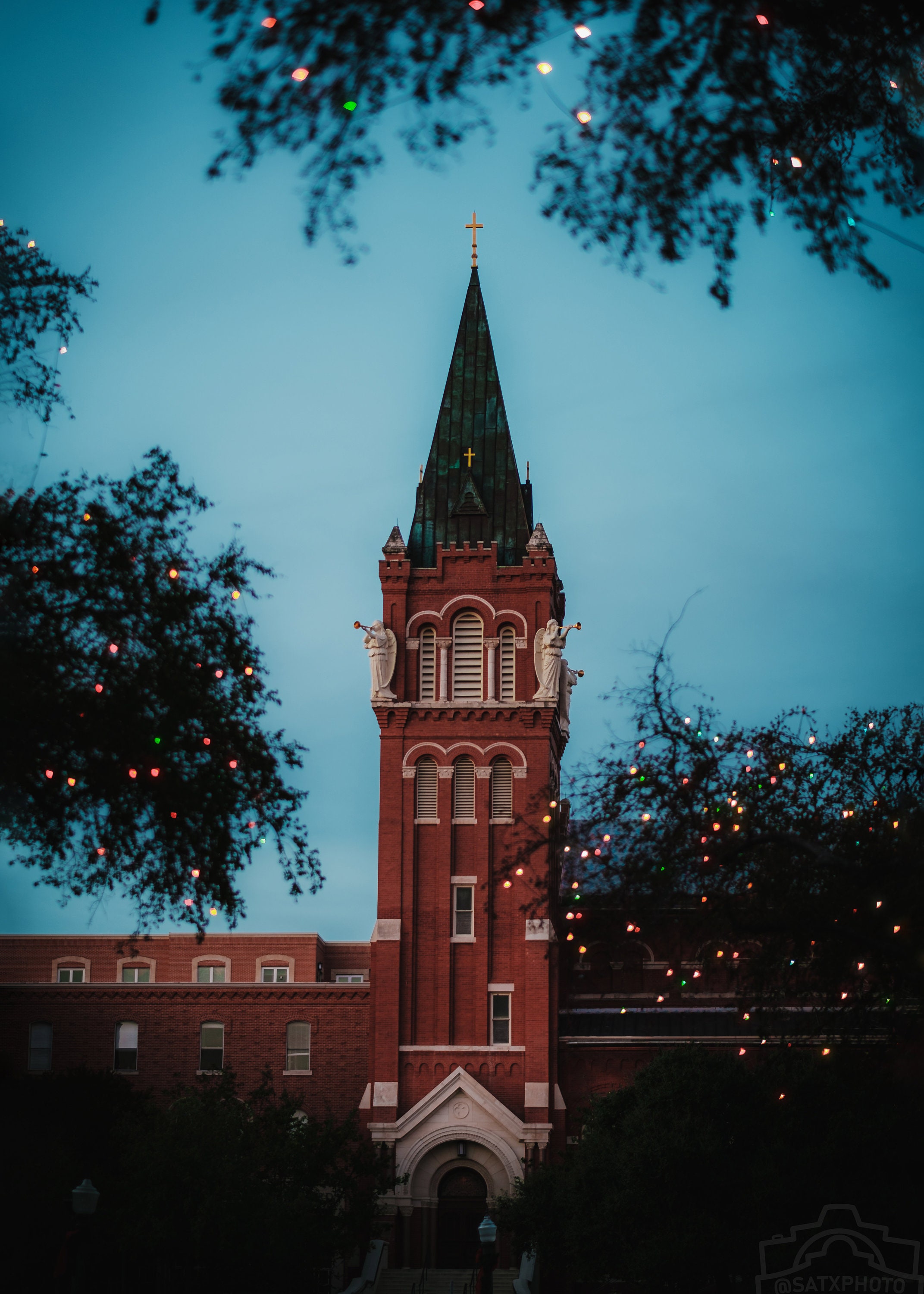 San Antonio Photography Christmas Lights at the University of the