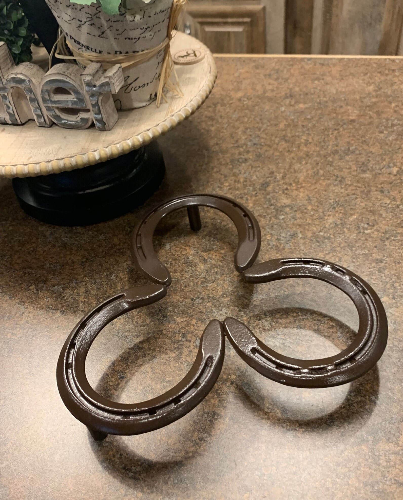 Rustic Horseshoe Kitchen Pot Holder Etsy