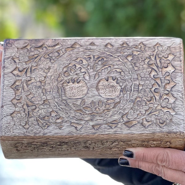Hand Carved Tree Of Life Wooden Box Keepsake Jewelry Storage Urn Stash Box - Fast Shipping