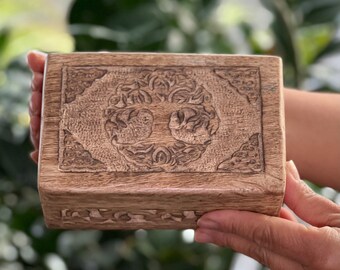 Hand Carved Celtic Tree of Life Wooden Box Keepsake Jewelry Storage