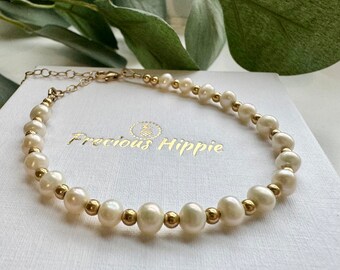 Freshwater Pearl Bracelet, Gold Bracelet, June Birthstone, Valentines gift for her, Mother’s Day gift