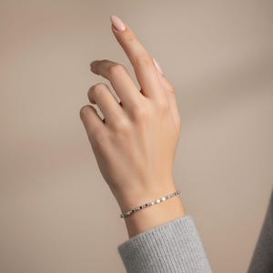 Armband i sterlingsilver med kubpärlor, minimalistisk stapling, fyrkantig rund symbolik