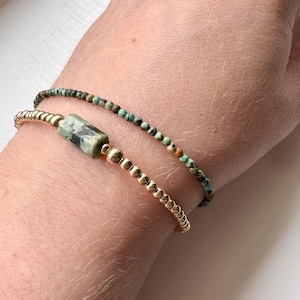 Afrikaanse turkoois sierlijke armband in sterlingzilver, met goud of roségoud gevuld, delicate edelsteen stapelarmband, kleine ronde kralen van 2 mm