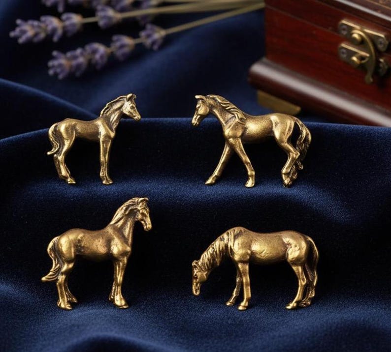 Mini figuras de latón para amantes de los caballos, energía ecuestre, decoración ecuestre, pequeños ponis coleccionables imagen 5