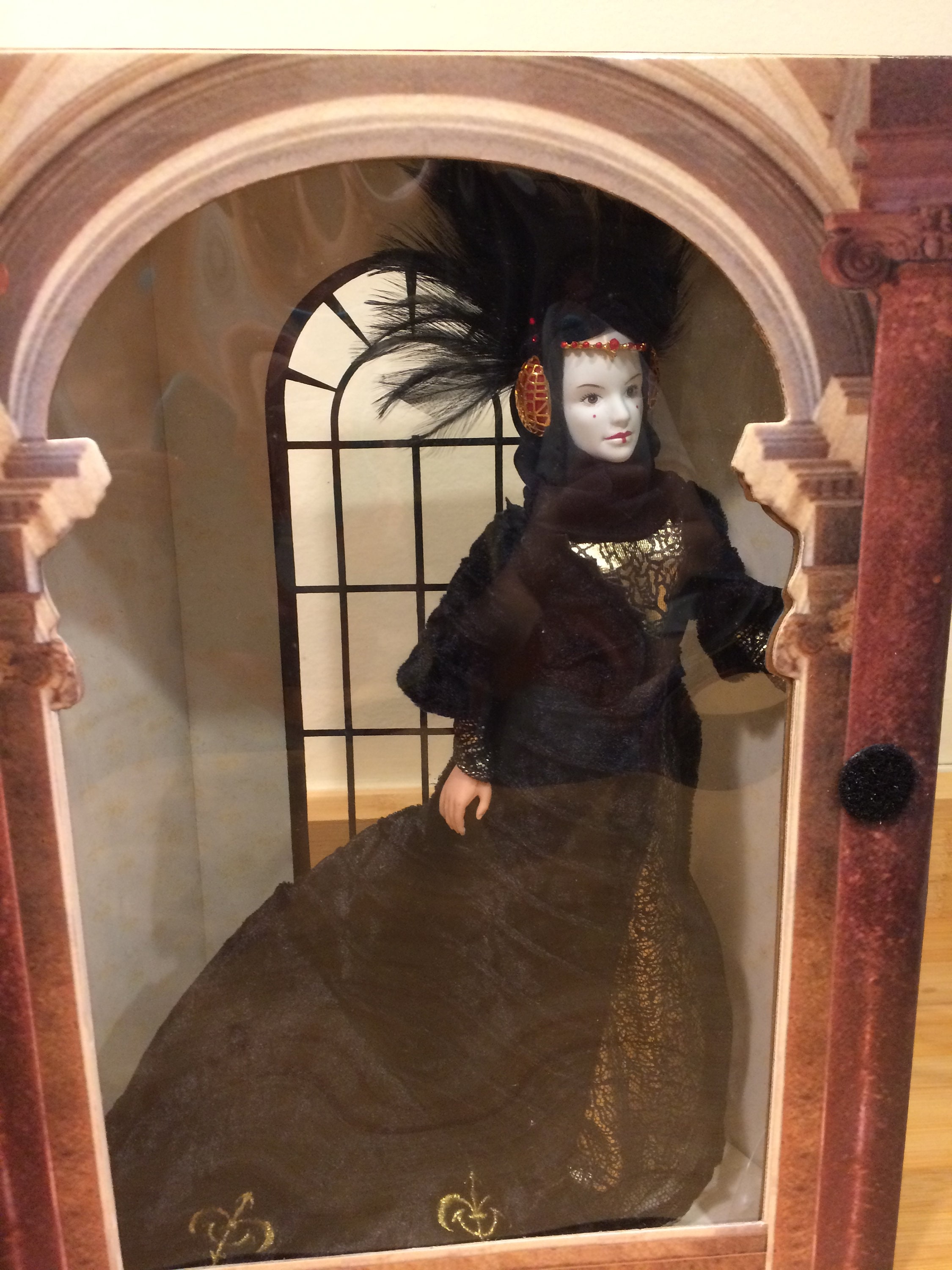 Vintage Star Wars Queen Amidala Doll, 1999 Portrait Edition, Black