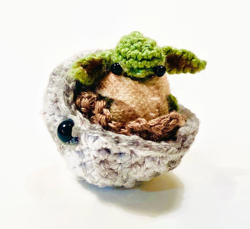 Tiny Baby Yoda grogu Crochet Pattern | Etsy