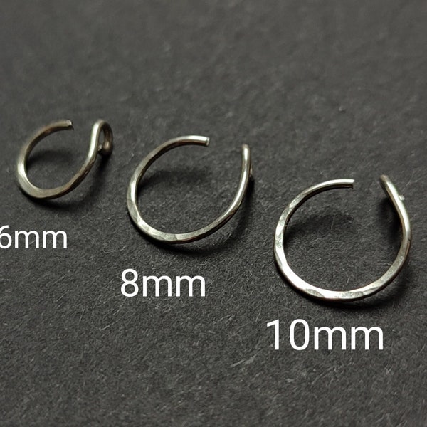 Anello per naso finto, piercing finto in argento sterling martellato o oro 14k, polsino a clip su elica, gioielli per il corpo unisex