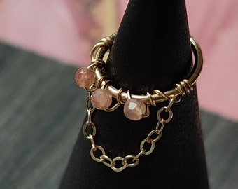 Peach Moonstone Chain Helix Hoop, 14k Gold Filled Unique Handmade Piercing Ring, Wire Wrapped Gemstone Jewelry for Nipple or Septum