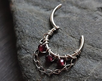 16g Septum Clicker with Chain and Garnet Beads, Surgical Steel, Handmade Gothic Alternative Piercing Jewelry in 1.2mm