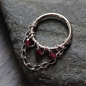 Septum Clicker with Chain and Garnet Beads in 316 Surgical Steel, Handmade Gothic Alternative Piercing Jewelry image 3