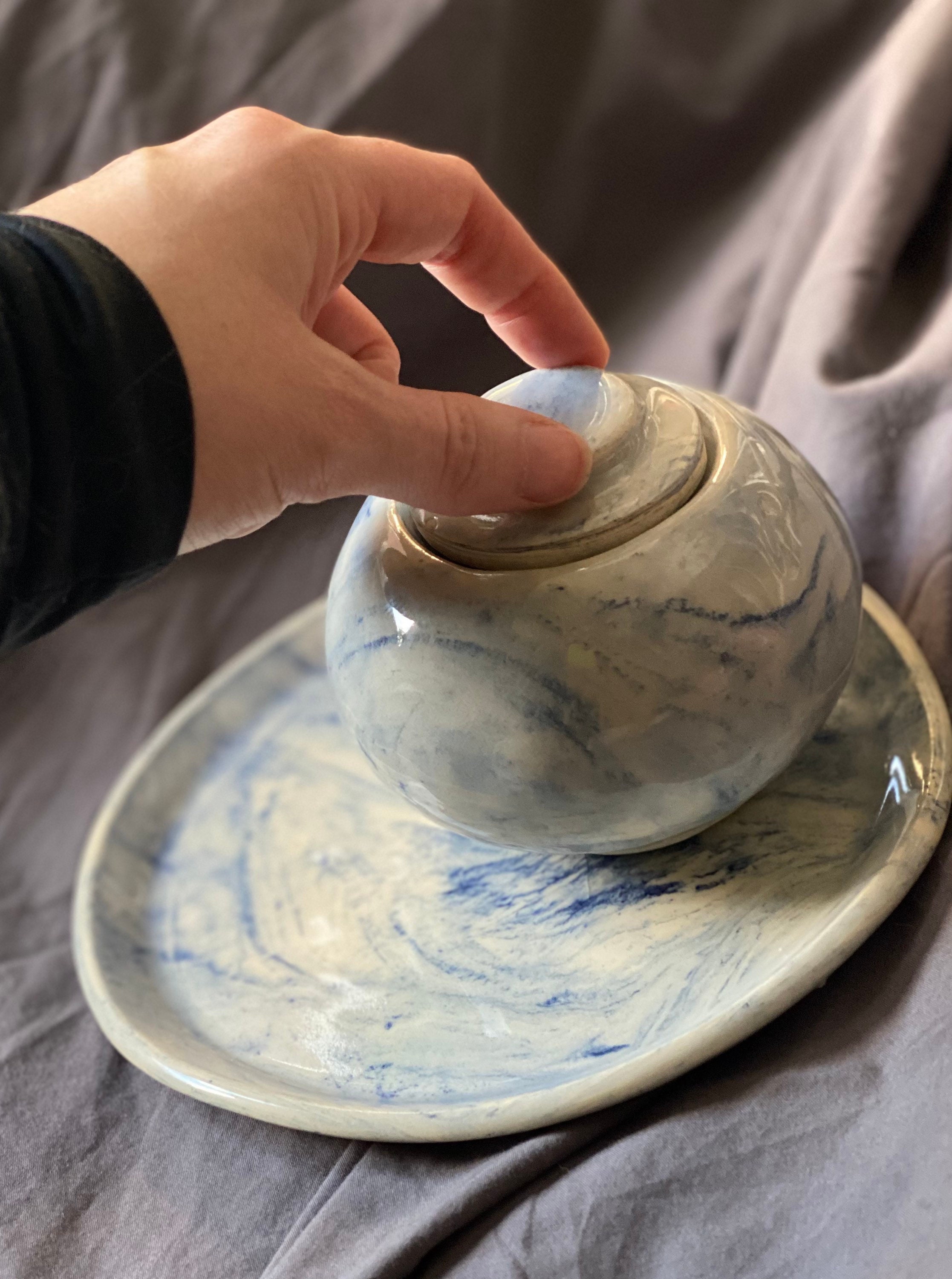 陶器の「古代」青と白のトレイと容器のセット - Etsy 日本