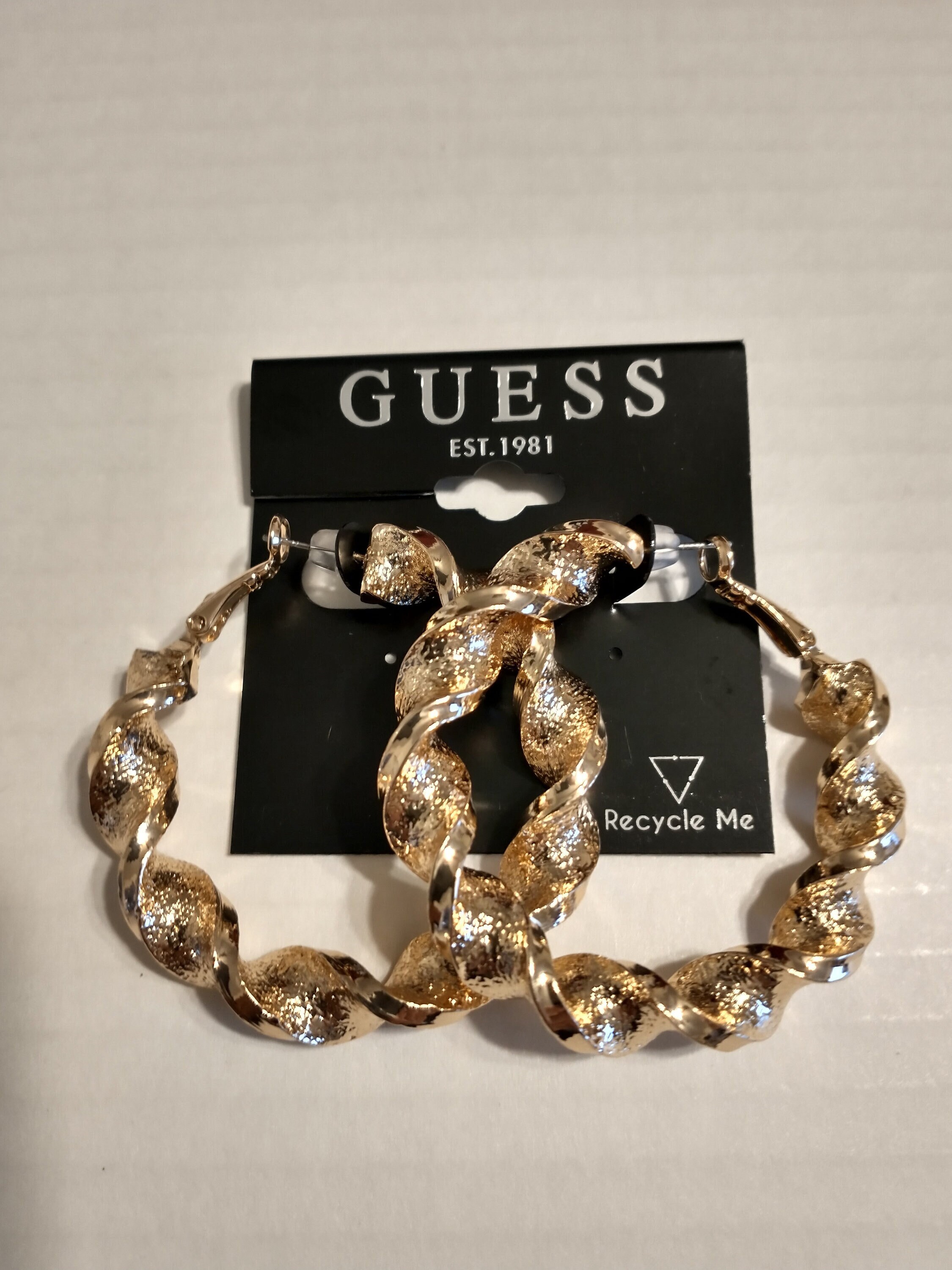 guess hoop earrings rhinestone