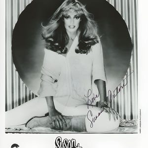 Susan Anton - Classic Actress - Autographed 8x10 Photo W/COA