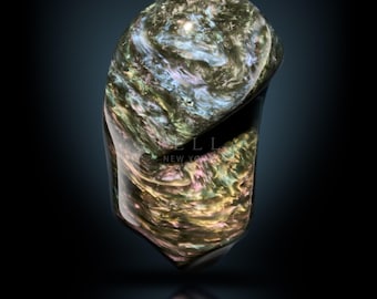 Obsidiana arcoiris aterciopelada de forma libre / Manto Huichol