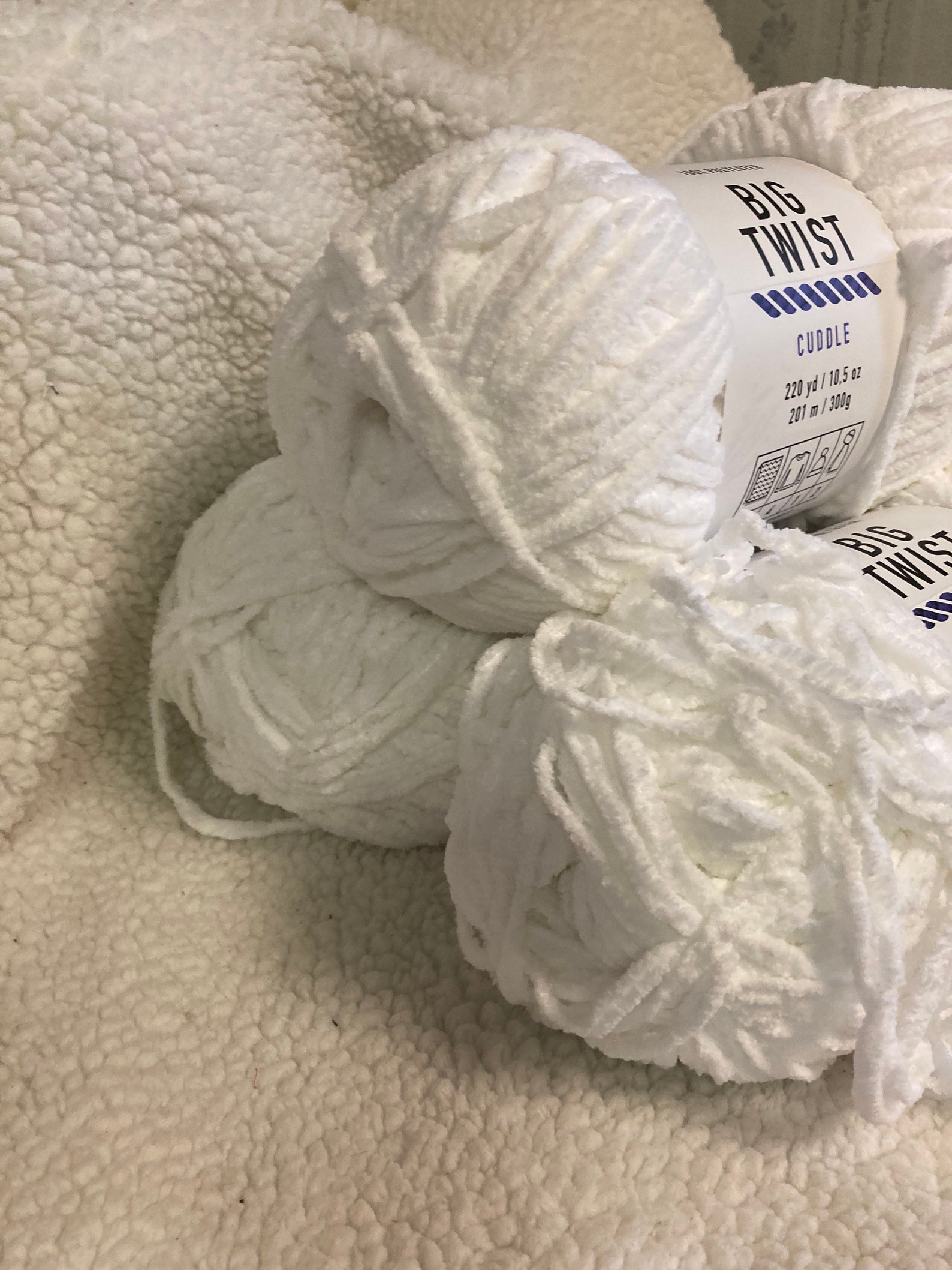 Big Twist Cuddle Yarnwhite Big Twist Yarnbundle of 3100 Etsy