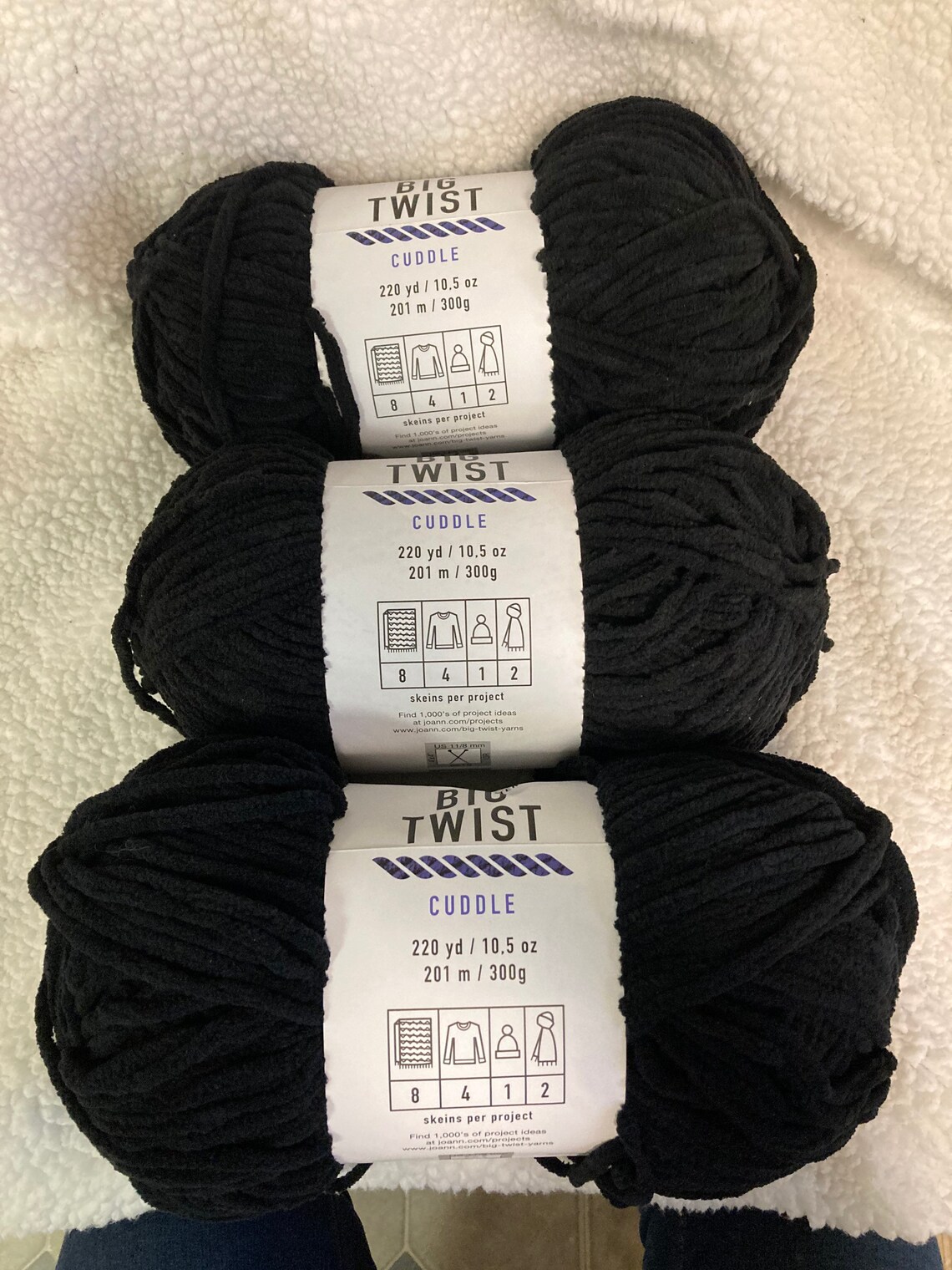 Big Twist Cuddle Black Yarncuddle Big Twist Yarnblack Cuddle Etsy