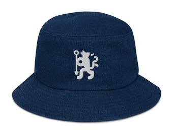 The Blue Lion London FC Minimalist 