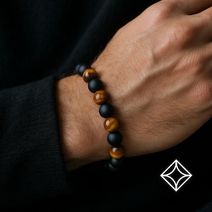 Mens Beaded Bracelet • Tiger Eye Bracelet • Matte Black Onyx and Tiger Eye Bracelet • Gift for Him • Mens Bracelet Beaded • Gift for Her