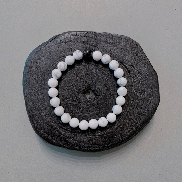 Howlite Bracelet, Mens Bracelet, Women Bracelet – Strengthens Ambition and Memory, Stretch Bracelet, 8mm beads