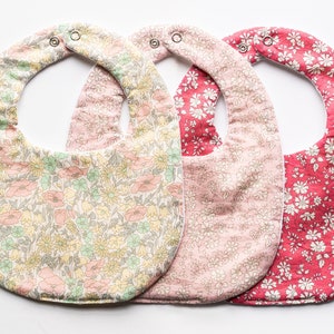 Baby Bib with Liberty Fabric / Newborn Gift / Infant Bib / Toddler Bib / Floral Print Bib / Baby Shower Gift / Baby Drool Bib / Burping Bib
