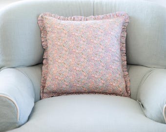 Kussensloop met vrijheidsprint: bloemen gegolfde ruches, handgemaakt, Michelle E Pink