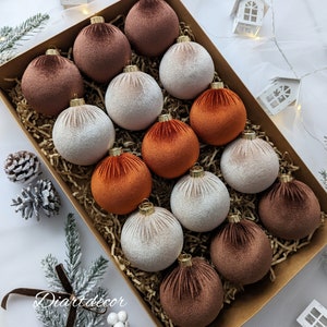 CHRISTMAS ORNAMENTS MIX | Rustic, Brown, Beige - 15 Units Set | Handmade Velvet Balls, Home Tree Decoration