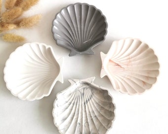 Shell trinket dish, Decorative tray, Jewellery display, Sea shell home decor, Jewellery dish, Jesmonite tray