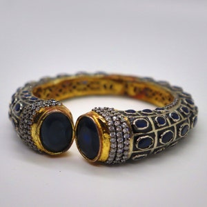 Bracelet/Kara (red and blue )