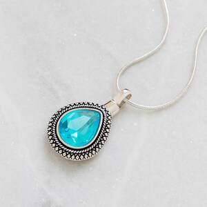 Colar com urna de cristal para cinzas humanas ou de animais de estimação, joia para mulheres, lembrança para cinzas de animais de estimação. imagem 4
