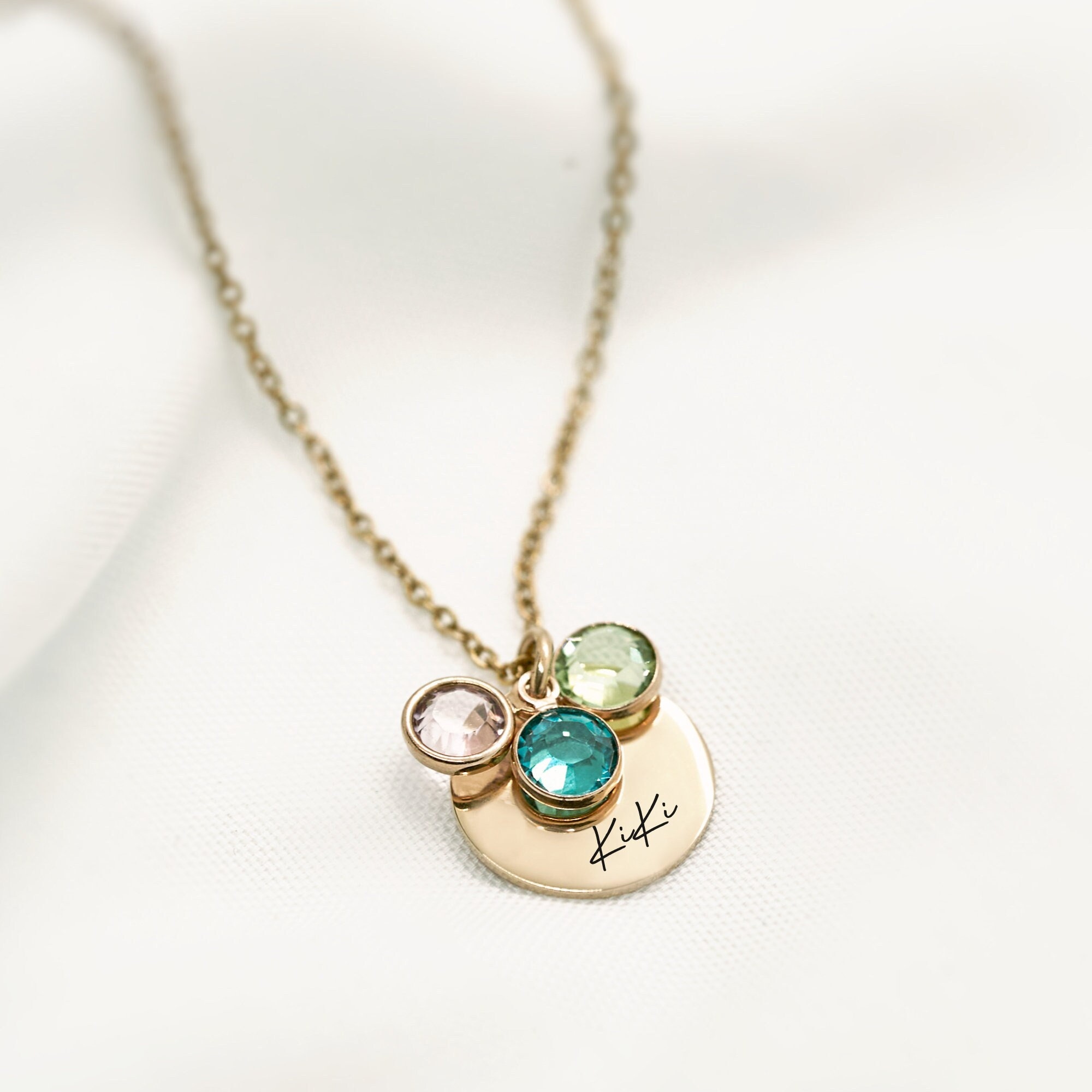 Grandma Necklace with Grandkids Birthstones – Personalized Kiki, Nana or Gigi Jewelry – Gift for Mom or Grandma, Birthday or Christmas Gift