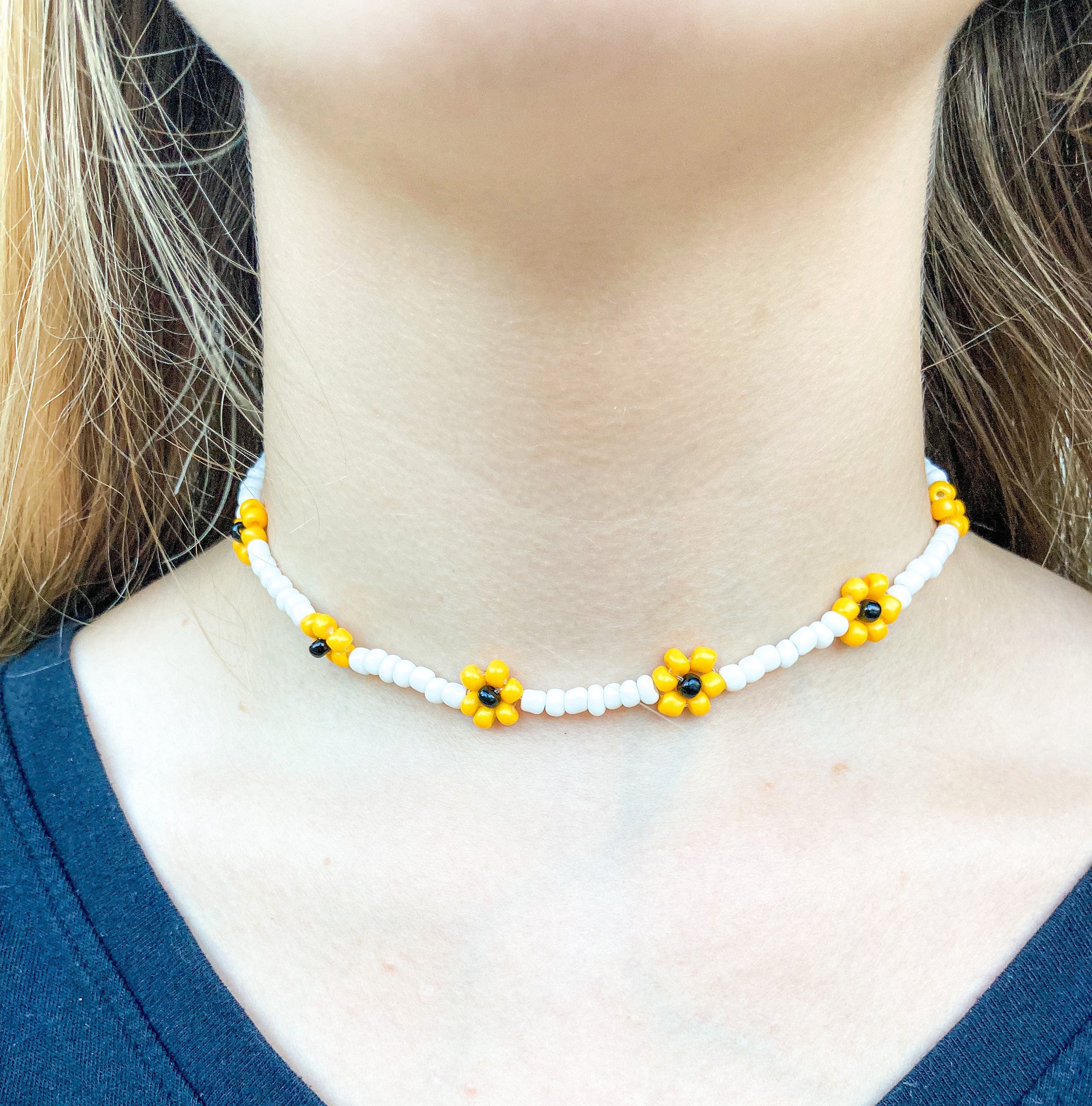 Sunflower bead necklace deals