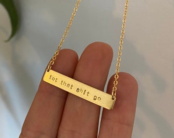Personalisierte Bar Halskette • Benutzerdefinierte Hand gestempelt Nachricht • Zierliches Gold oder Silber Schmuck Geschenk