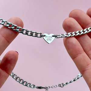 Fuck Off Custom Silver Heart Choker | Colar personalizado | Presente engraçado para ela | Colar robusto com inicial do nome | Joias personalizadas