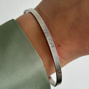 Personalisiertes Armband mit Gravur: Edelstahl-ID-Armband