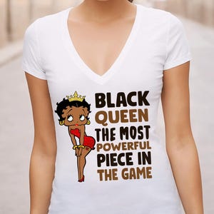 T-shirt Betty Boop met v-hals, zwart meisjesshirt, shirt zwarte koningin, schattig T-shirt Betty Boop, damesshirt met v-hals, verjaardagscadeau, zwarte kunst wordt afgedrukt