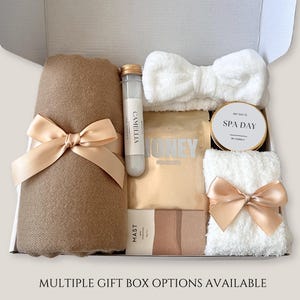 Best Gifts For Mom, Mom Birthday Gift, Mother Daughter Gift, Spa Gift Basket, Self Care Package, Pamper Gift from Son