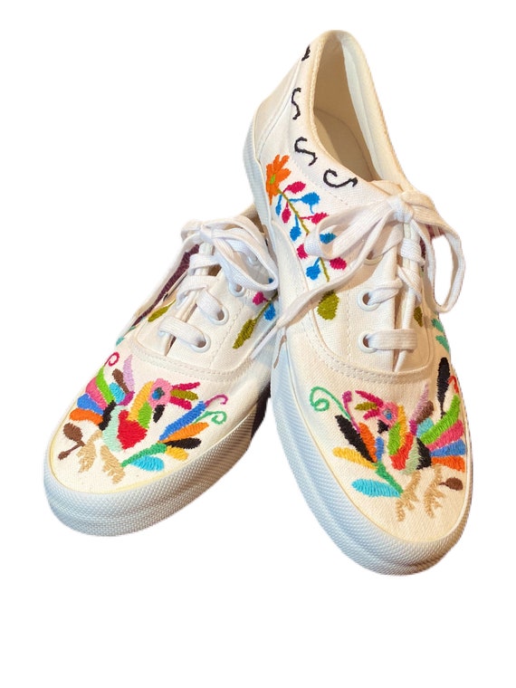 Embroidered tennis shoes Clearance