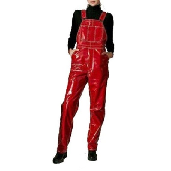 Pattie Boyd models a red vinyl suit, c. mid-60s. | 1960s fashion, Fashion,  Vinyl clothing