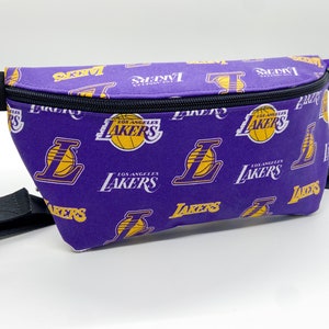 Riñonera o bolso bandolera Lakers con correa ajustable