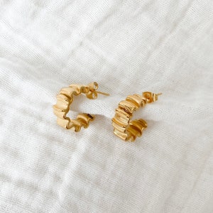 Earrings Kaia Stainless steel earrings gold Earrings Gold Stainless steel jewelry gold Love for little things image 4